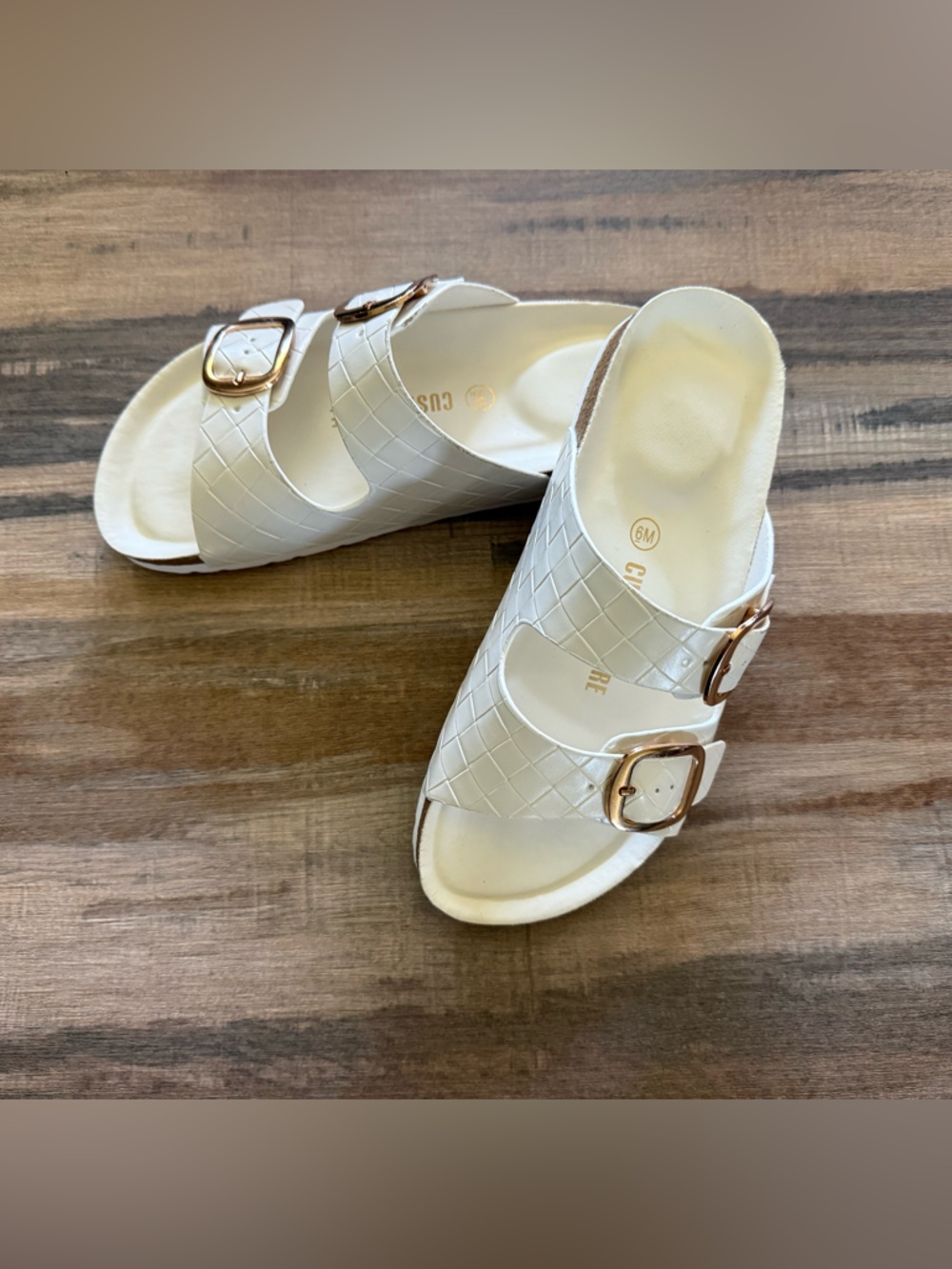 Women's Cream Woven Double-Buckle Slide Sandals with Gold Hardware 6M - Picture 3 of 14